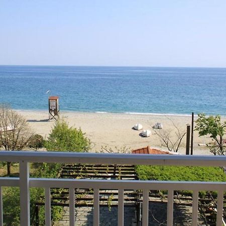 פראליה פנטליימונוס Fasoli Studios חדר תמונה