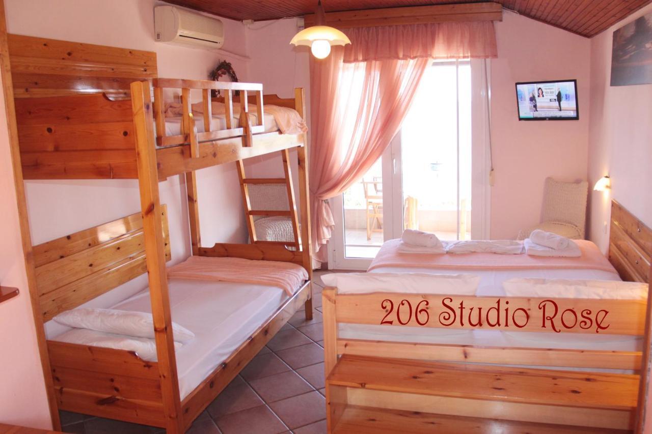 פראליה פנטליימונוס Fasoli Studios מראה חיצוני תמונה